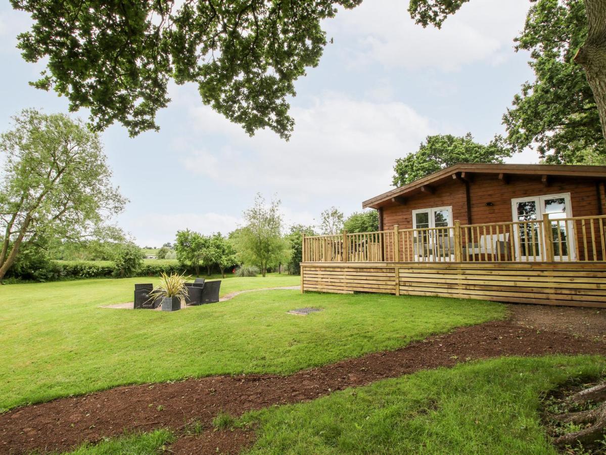 The Log Cabin Tenbury Wells Exterior foto